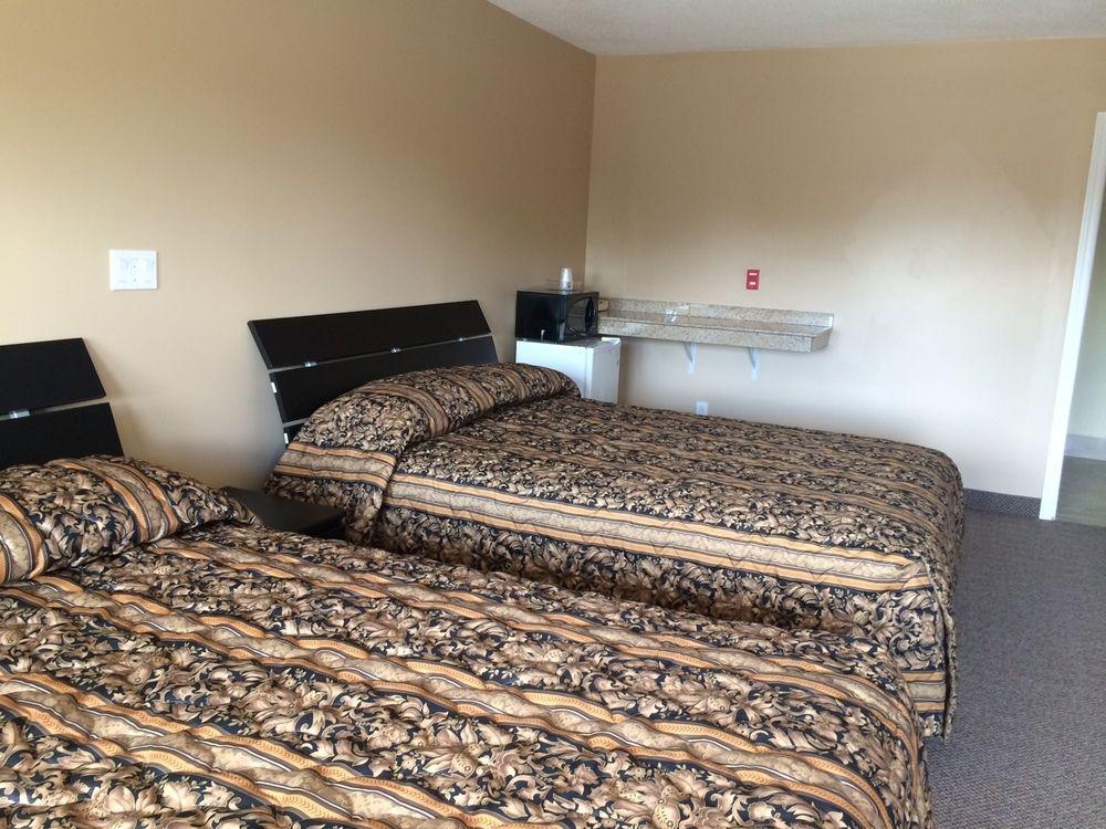 Barrie Motel Екстериор снимка