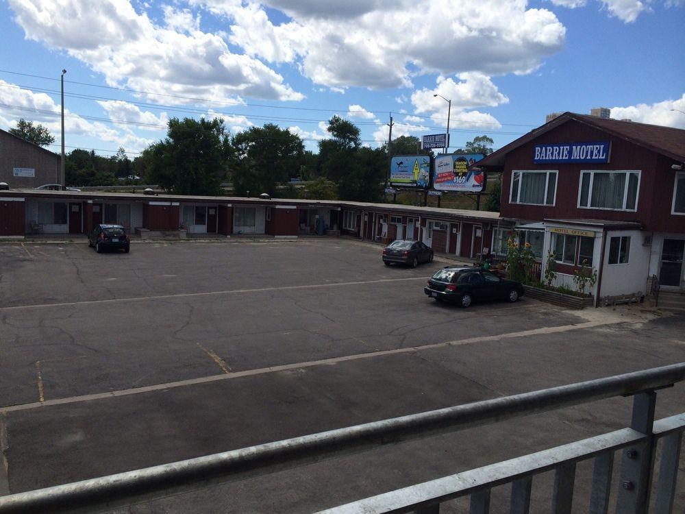 Barrie Motel Екстериор снимка